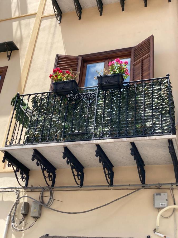 Apartament La Lumaca Kalsa Палермо Экстерьер фото